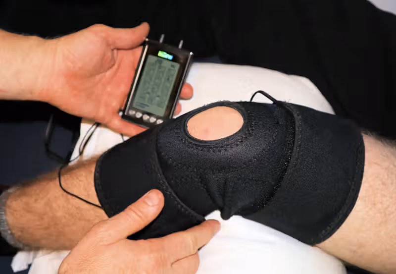Knee Pain? Ragged Cartilage? Research Suggests Surgery’s Not the Best Answer