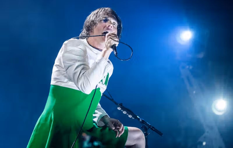 Watch My Chemical Romance play ‘Bulletproof Heart’ for the first time in four years as they kick off 2026 North American ‘The Black Parade’ tour