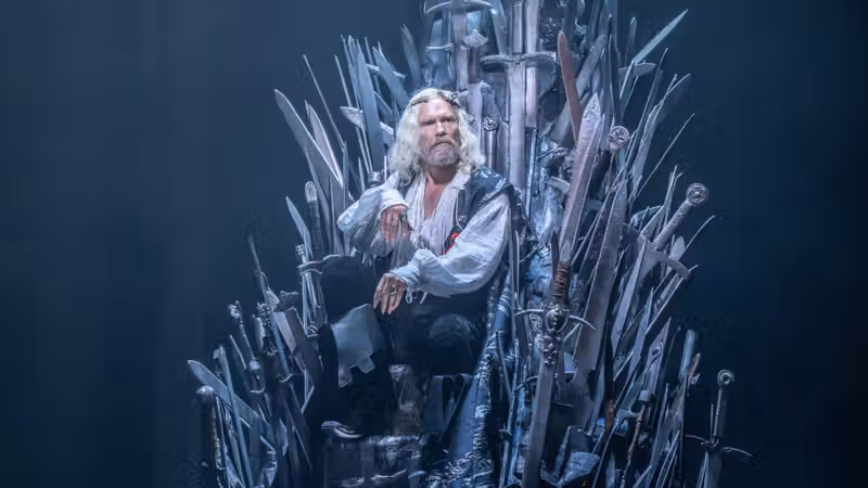 I went to see new Game of Thrones play The Mad King, and for 3 hours and 40 minutes I was transported to a world of dragons and magic