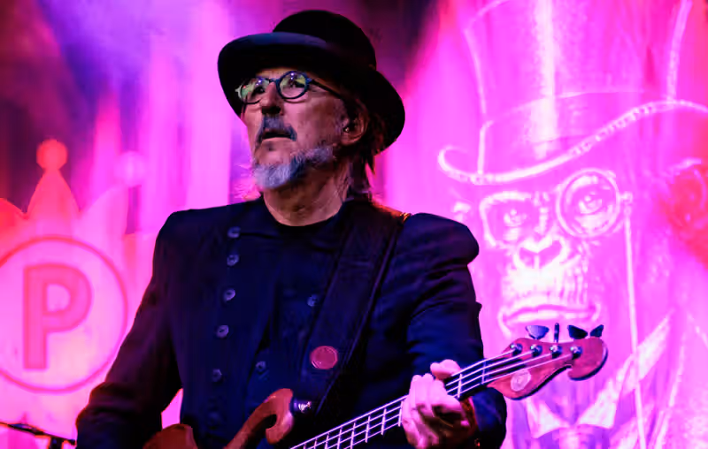 Les Claypool talks new Primus music and Angine de Poitrine comparisons: “There is a new life in this band”