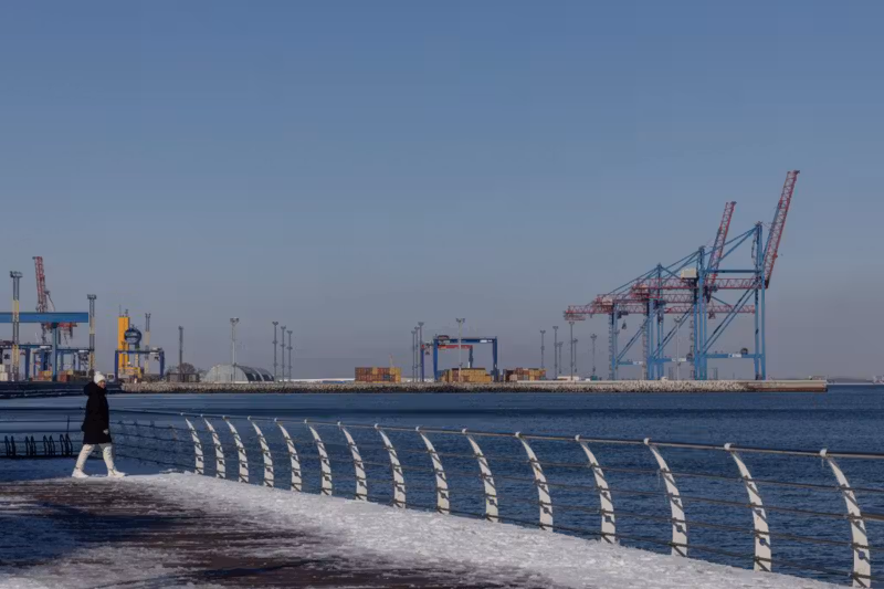 How Russian attacks, European protectionism and drought are trapping Ukraine’s vital grain