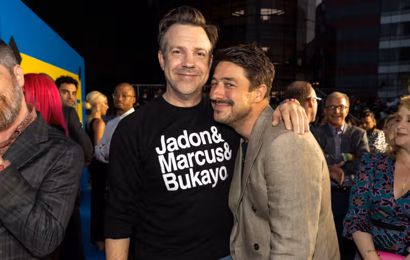 Watch Jason Sudeikis join Mumford & Sons to sing ‘Ted Lasso’ theme at Madison Square Garden