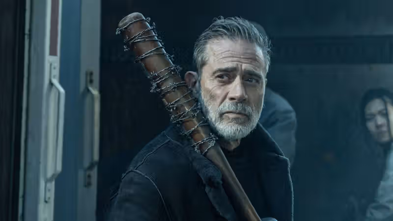 29 seasons and 360 episodes later, The Walking Dead is releasing an episode set in an alternate universe, and it reminds us of Lost