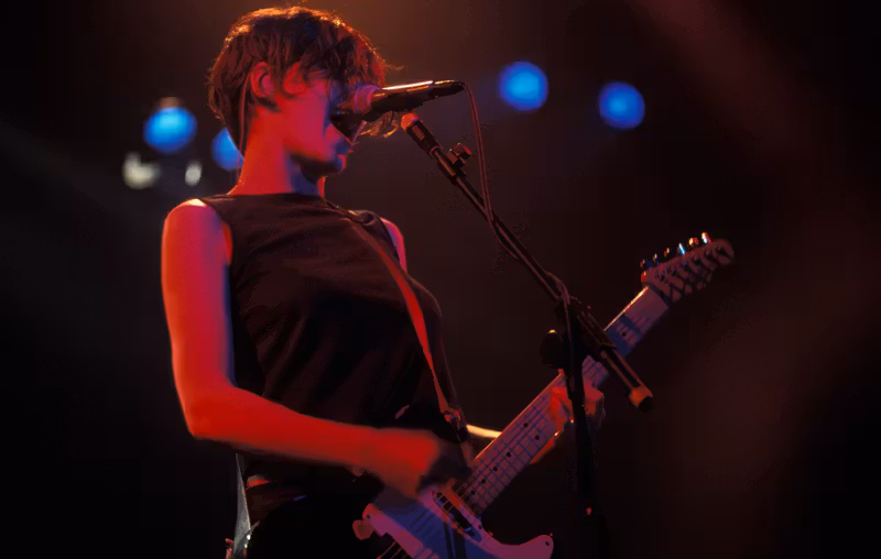Elastica announce expanded deluxe reissue of classic self-titled debut album