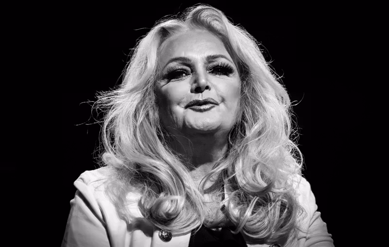 Bonnie Tyler dies “unexpectedly” after “illness” aged 75