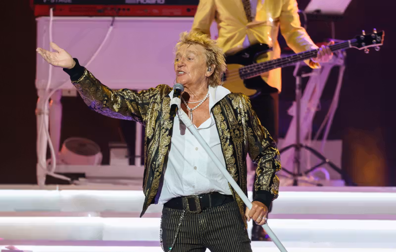 Rod Stewart postpones US show at last-minute due to “medical procedure”