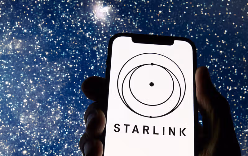 SpaceX plans to launch Starlink mobile service in the US