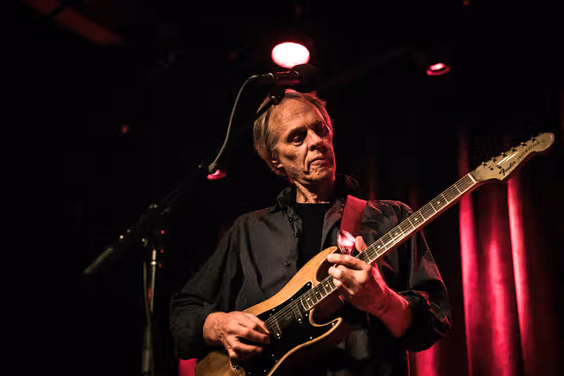 Tom Verlaine’s vinyl collection to be sold through Discogs & NYC’s Academy Records