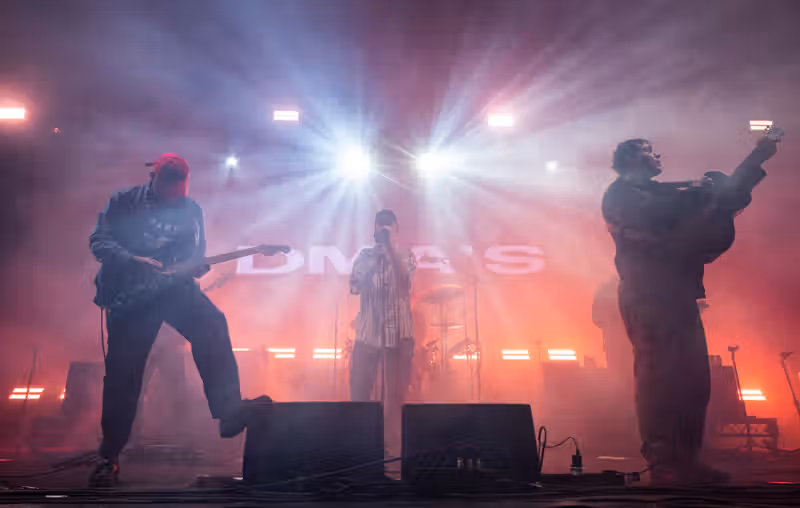 DMA’s: “There are a lot of similarities between country and Britpop”