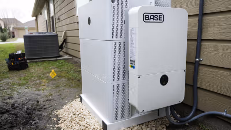 US home battery installations hit record high on rising electricity costs