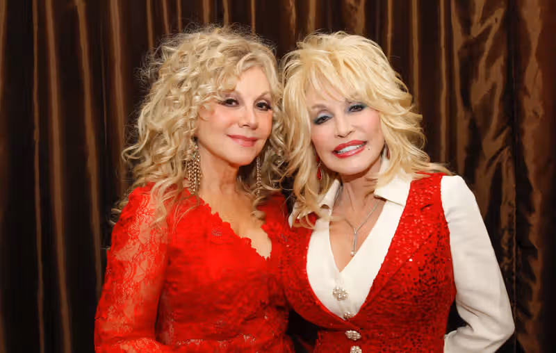 Dolly Parton’s sister explains the reason late country legend kept cancer diagnosis secret