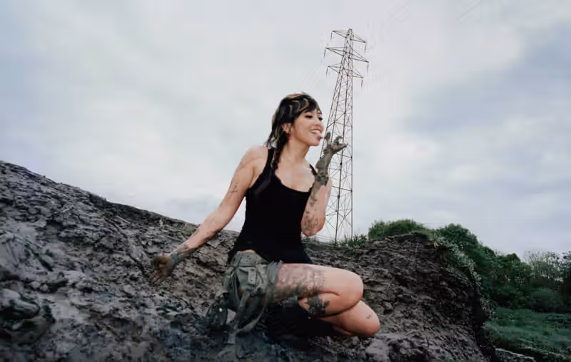 Beabadoobee announces new album ‘Pylon’ with grungy single ‘Sun Has Set’ and first ever arena tour of UK, Europe and North America