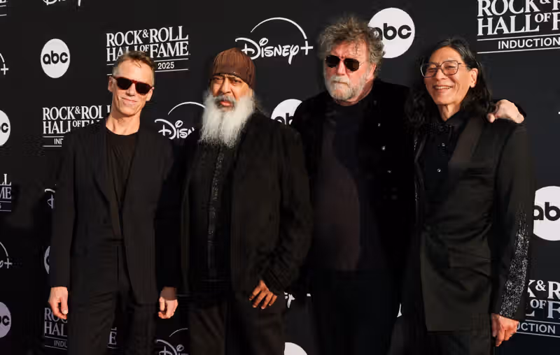 Surviving Soundgarden members to reunite for NFL season opener halftime show