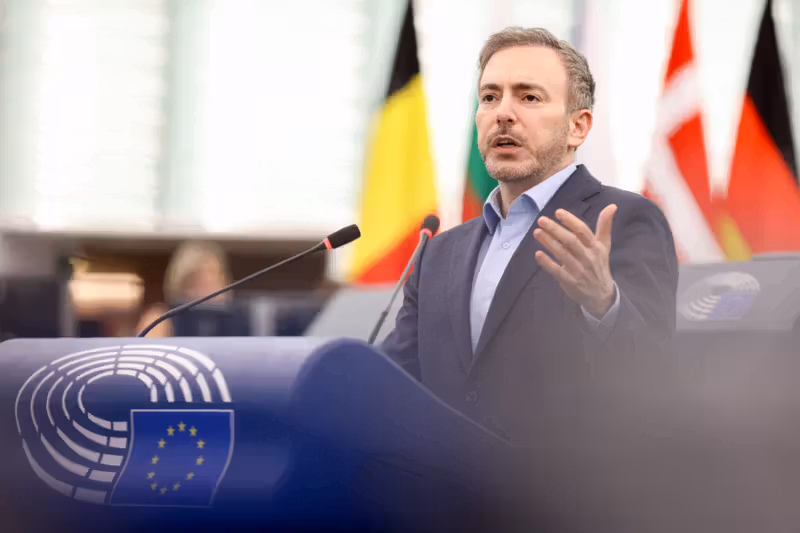 Can Europe’s new AI safety regime tame US rogue agents — and Chinese ambitions?
