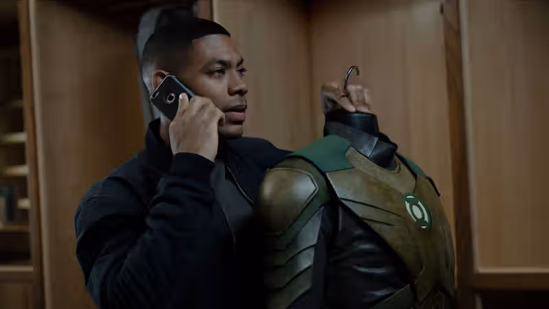 Even HBO Max is having fun with Aaron Pierre's Lanterns accent slip-up