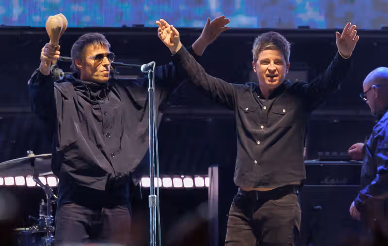 Oasis tour promoter granted licence for gigs at Knebworth